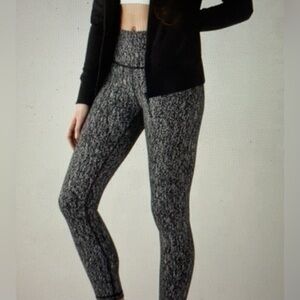 Lululemon Wonder Under High-Rise Black and Gray Patterned Leggings